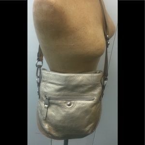 B makowsky gold crossover bag. Super cute and fun